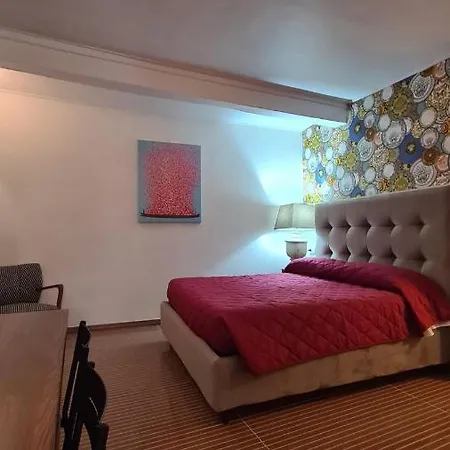 Hybris Campo De' Fiori ローマ